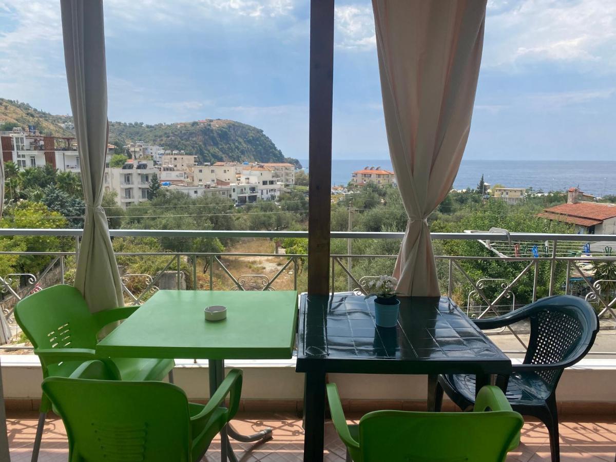 Rexhos Studios Himare Exterior foto