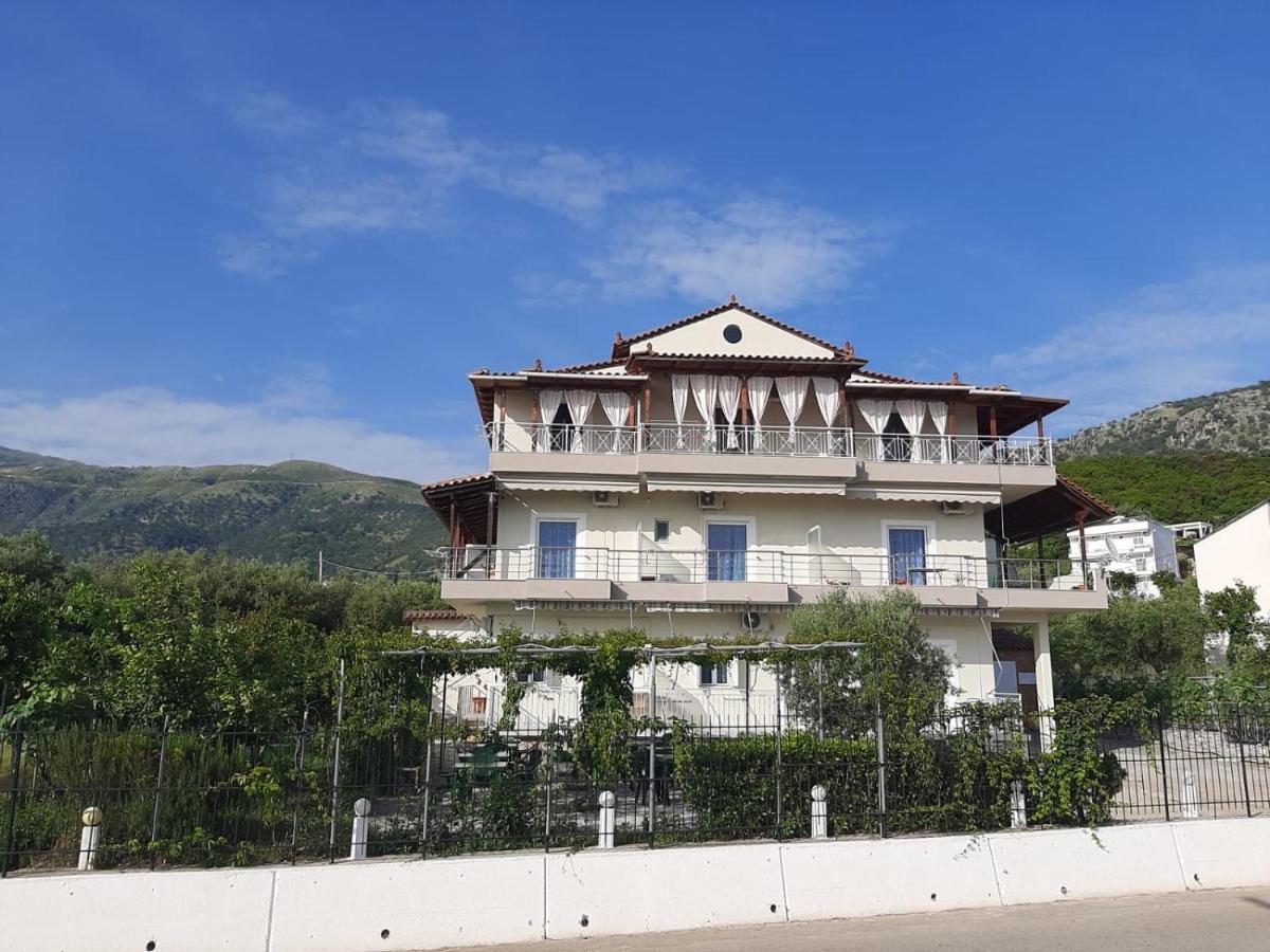 Rexhos Studios Himare Exterior foto