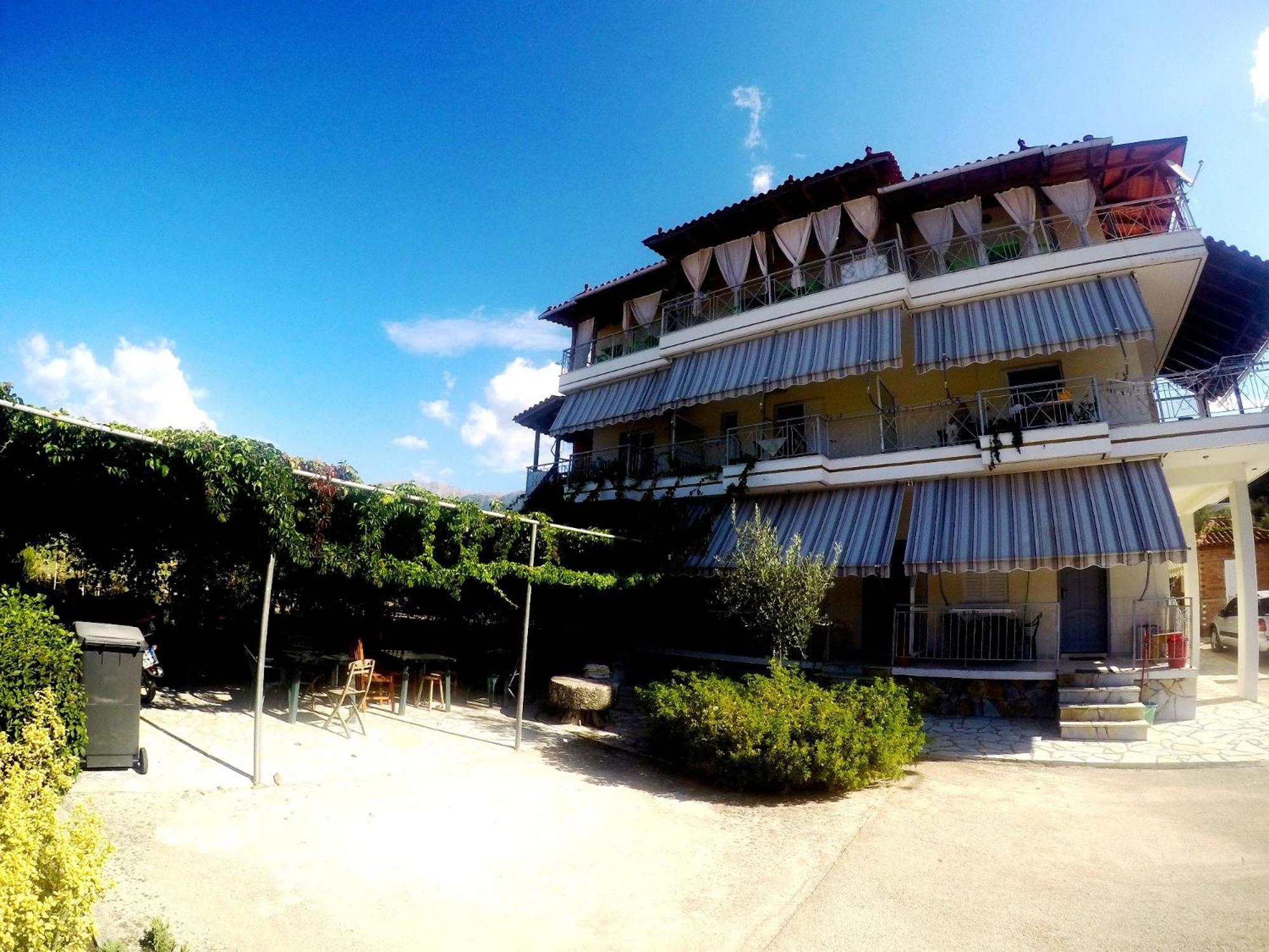 Rexhos Studios Himare Exterior foto