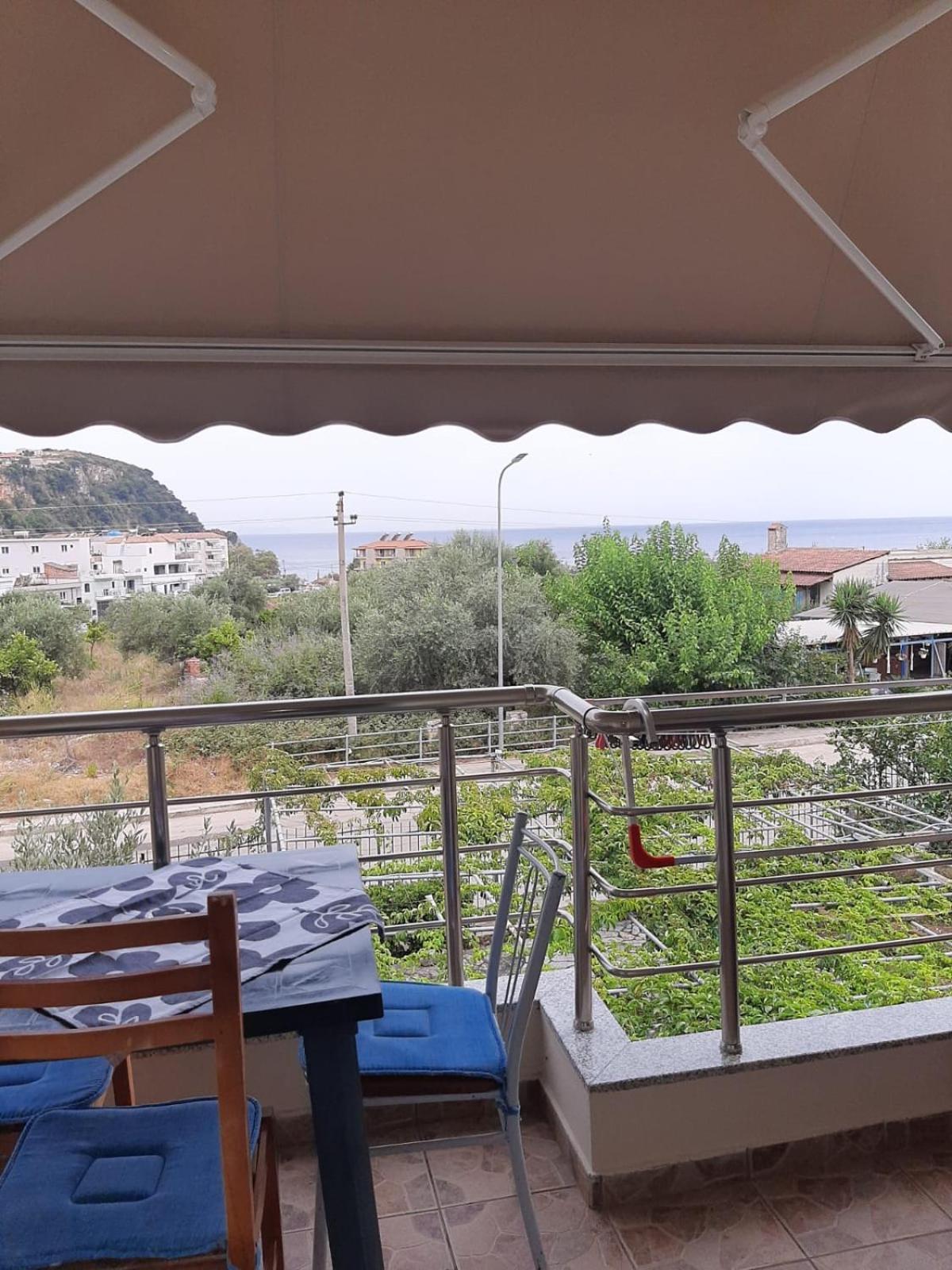 Rexhos Studios Himare Exterior foto