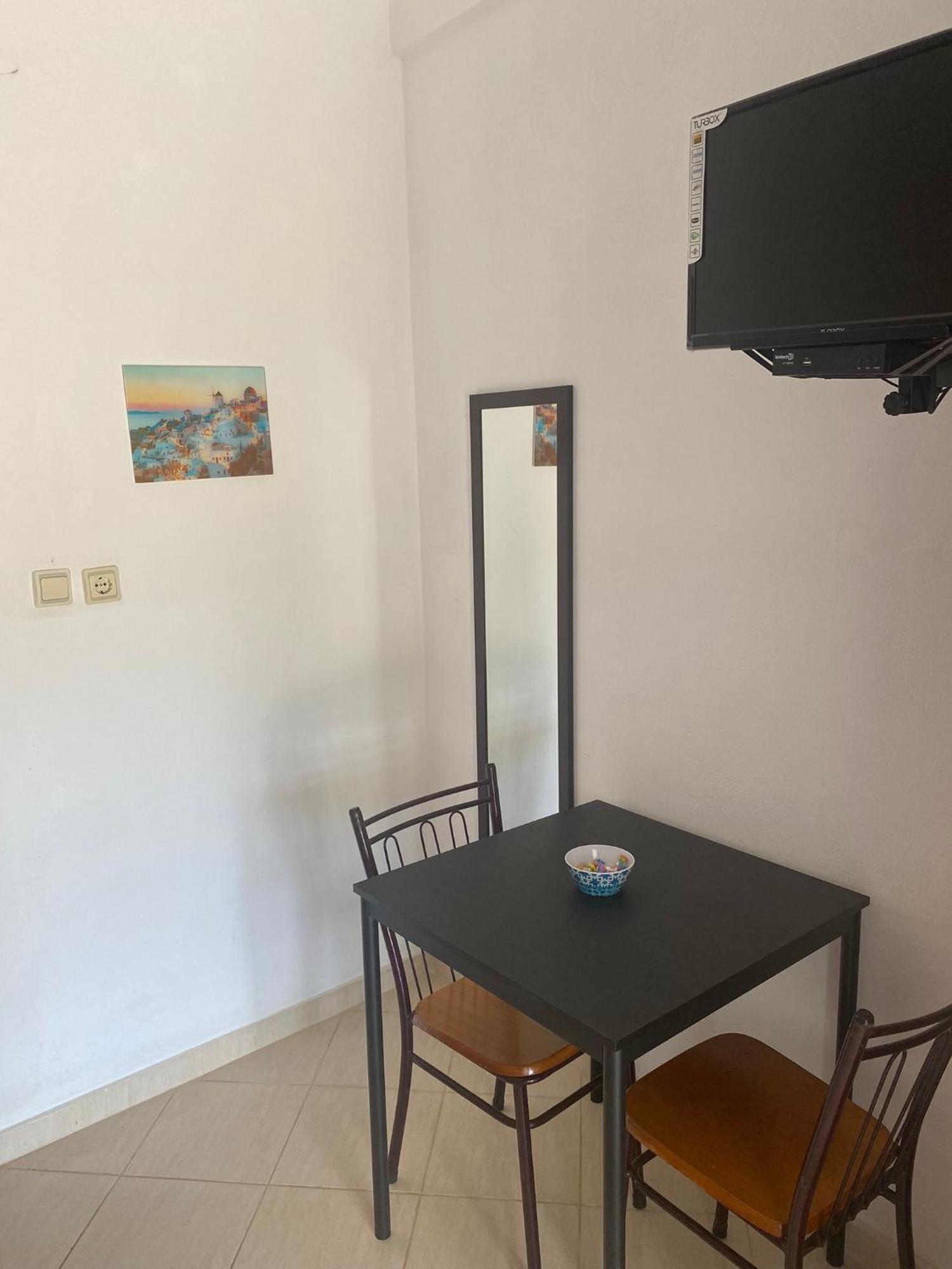 Rexhos Studios Himare Exterior foto