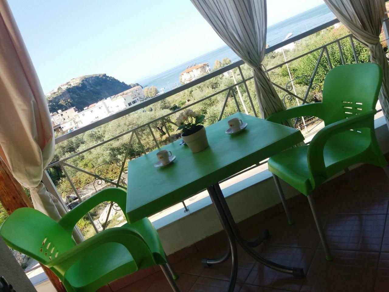 Rexhos Studios Himare Exterior foto
